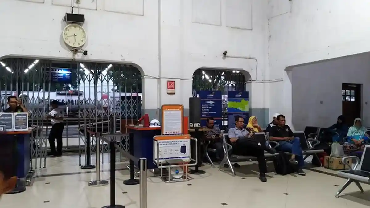 Stasiun Kereta Api Kota Tegal Berbenah Perbaiki Fasilitas Sambut Mudik Lebaran 2018