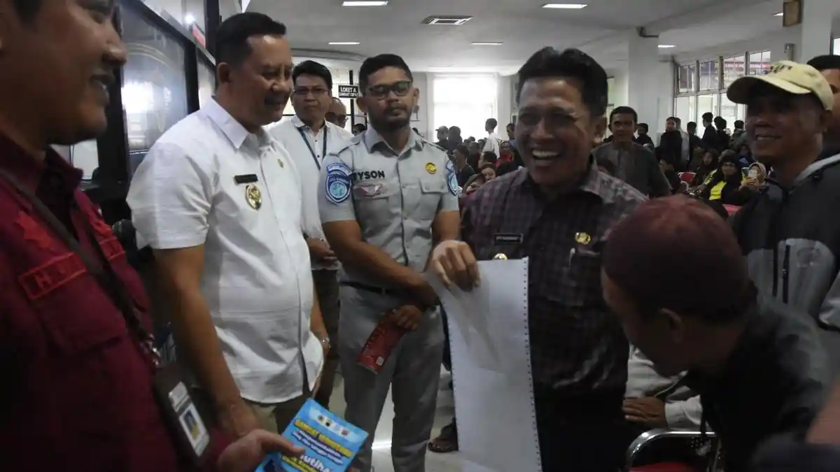 Balik Nama Kendaraan Gratis, Bupati Afif Ajak Warga Wonosobo Beralih ke Pelat AA-F