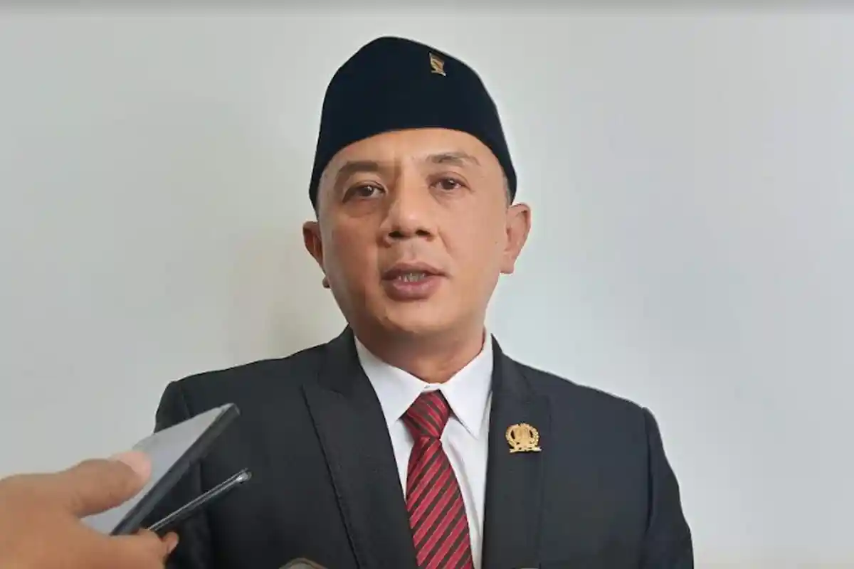 Pimpinan DPRD Jatim Soroti Pembekuan BEM FISIP Unair, Deni Wicaksono: Dinamika Kampus 