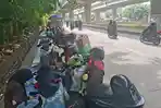 Kendaraan Roda 2 Dominasi Jalur Kalimalang Arah Jakarta, Lalu Lintas Ramai Lancar