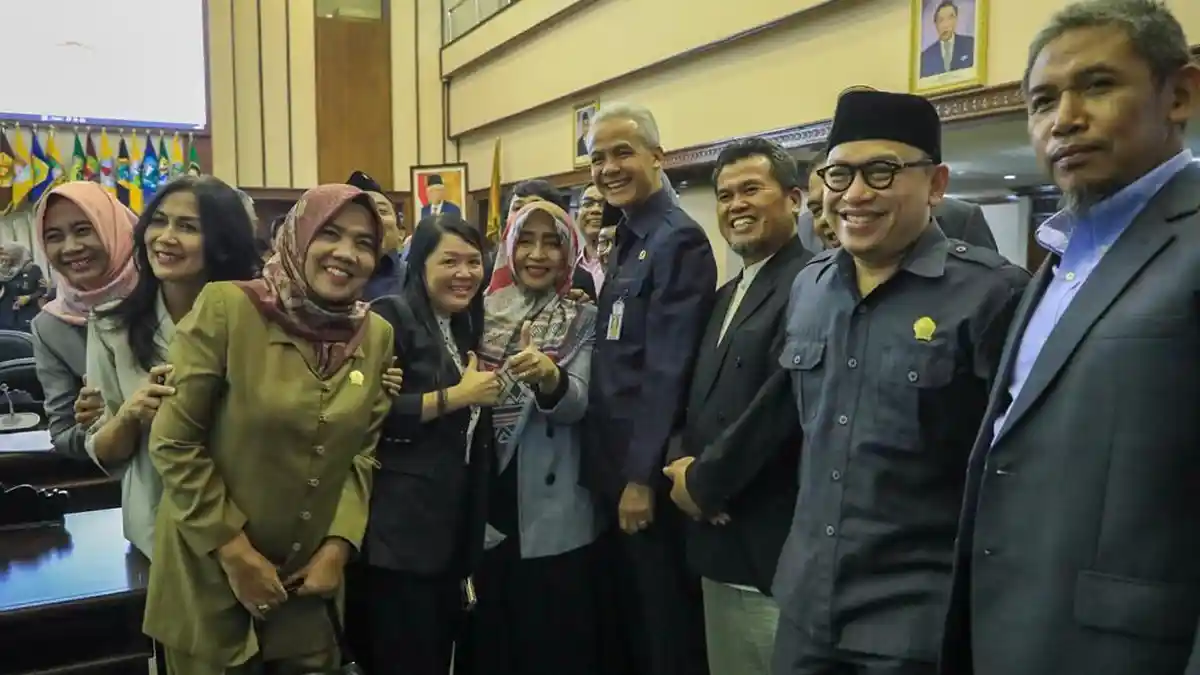 Masa Jabatan Ganjar Jadi Gubernur Jateng Selesai September 2023, Begini Kenangannya pada Dewan