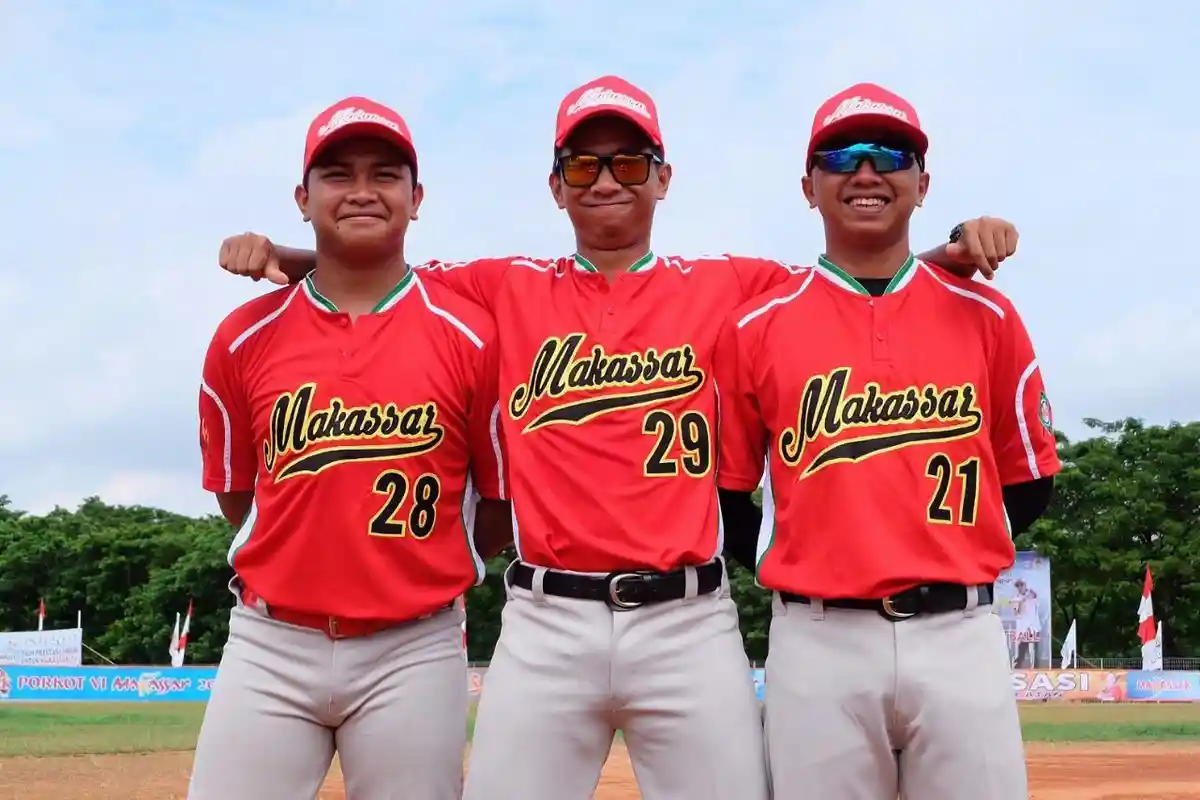 Main Softball, Semangat Bertambah, Bentuk Tubuh Juga Lebih Ideal