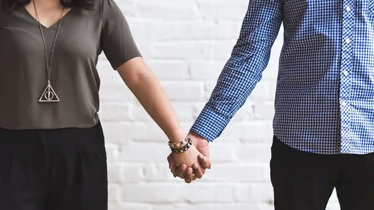 Cara Setiap Zodiak Curahkan Kasih Sayang ke Pasangan, Taurus Pengawal Fisik, Sagitarius Terbuka