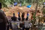 Tim SAR Jayapura Lanjutkan Pencarian Penambang Tradisional Tertimbun Longsor di Tebing Gajah Putih