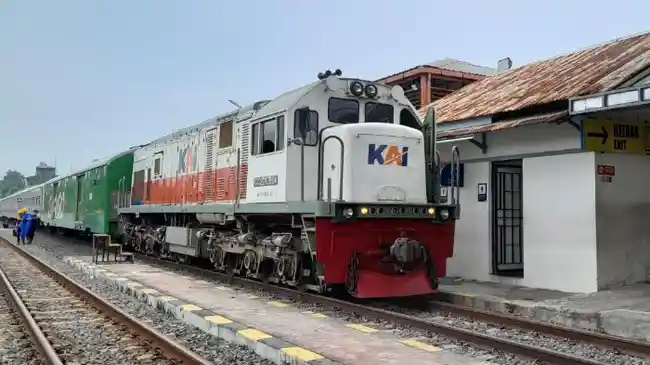 ilustrasi-kereta-api-x.jpg