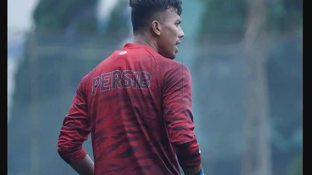 Persib Diterpa Kabar #TejaNotForSale, Robert Alberts Sampai Tanya Langsung ke Teja Paku Alam