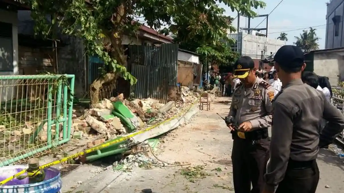 Tembok Pagar SD Roboh Timpa Siswa Tewaskan 2 Murid Sekolah, Sudah Lama Diingatkan Warga