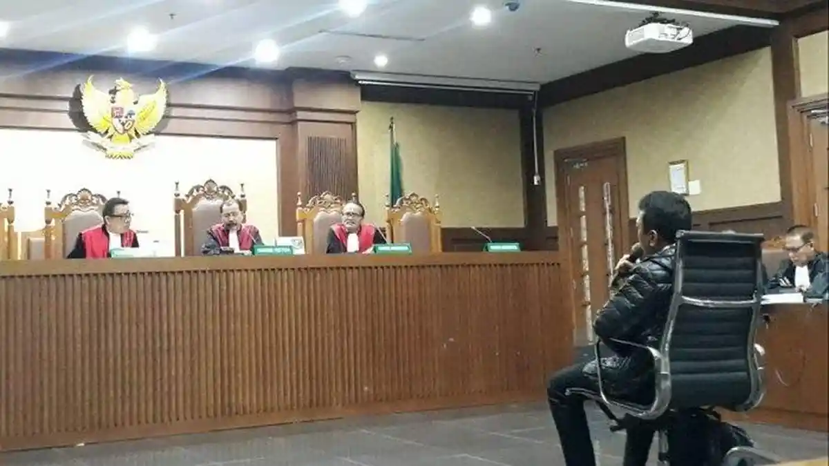Romahurmuziy Sakit, Sidang Eksepsi Ditunda Jadi Senin Depan