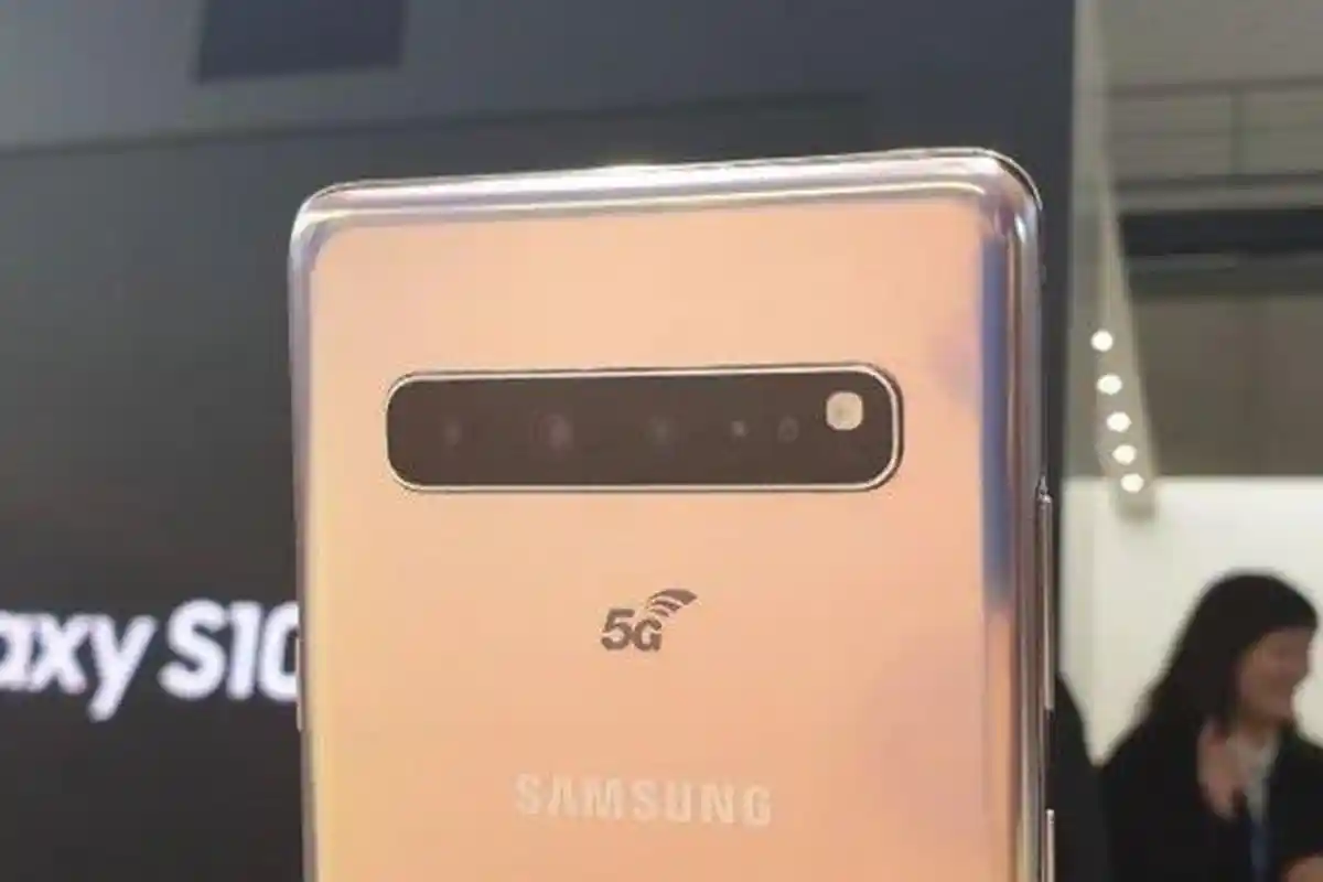 Benarkah Samsung Galaxy S11 Bakal Dibekali Kamera Periskop?