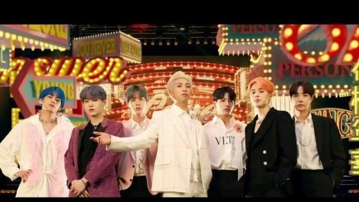 Download Mp3 Lagu BTS Feat Halsey, Boy With Luv. 12 Jam Tembus 55 Juta Penonton di Youtube