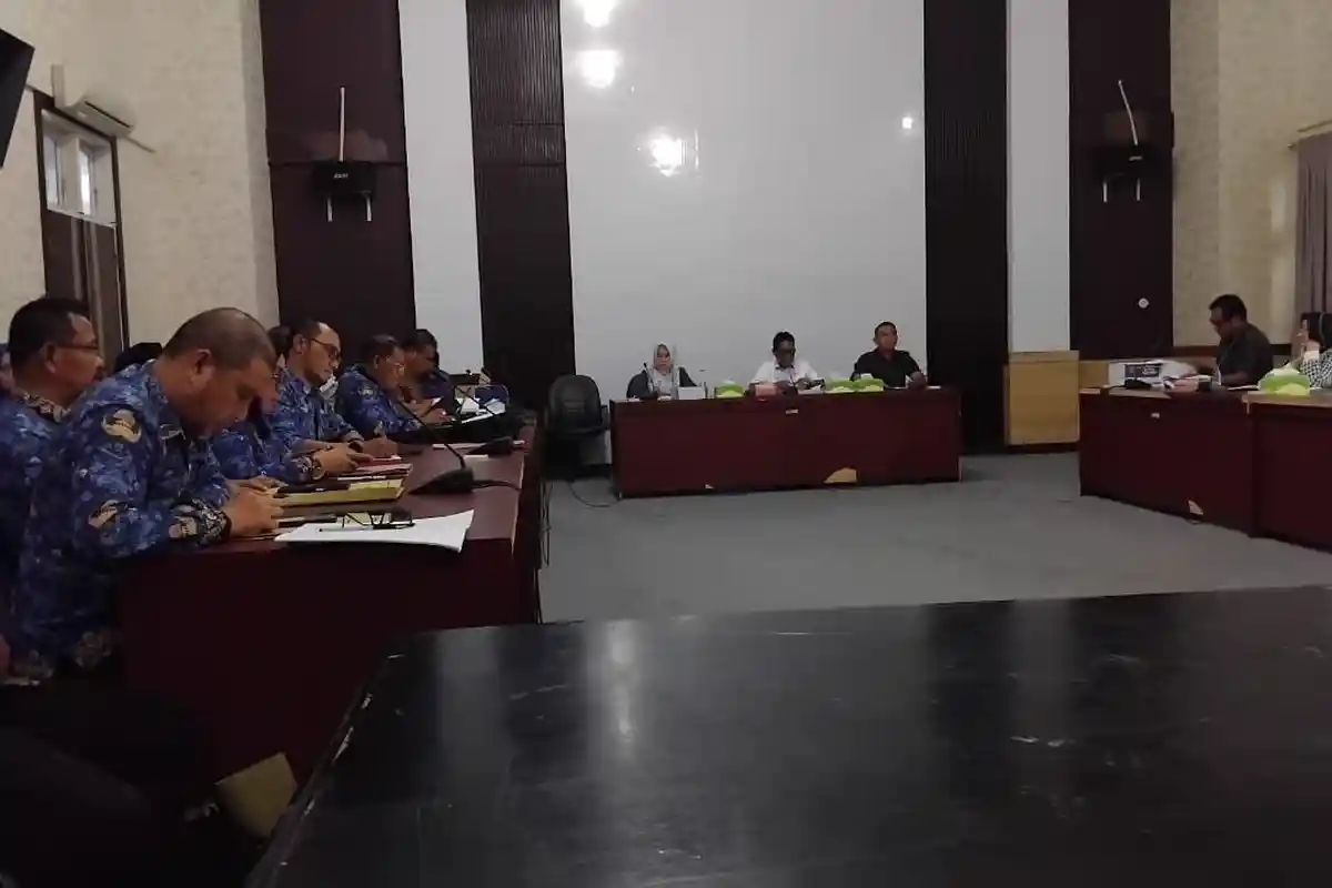 Legislator PDIP Banggai Soroti Ketimpangan Distribusi Anggaran