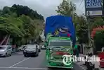 15-truk-pengangkut-sound-horeg-dalam-karnaval-di-Desa-Kedawung-blitar-diperbolehkan-dibawa-pulang.jpg