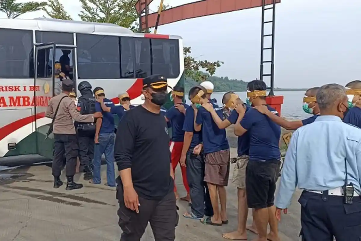 Pindah Hari Ini, 58 Napi dari Cilegon dan Serang Jadi Penghuni Baru Lapas Nusakambangan