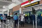 berlakunya-sejumlah-aturan-perjalanan-penumpang-pesawat-di-bandara-smb-ii-menurun-saat-libur-nataru.jpg
