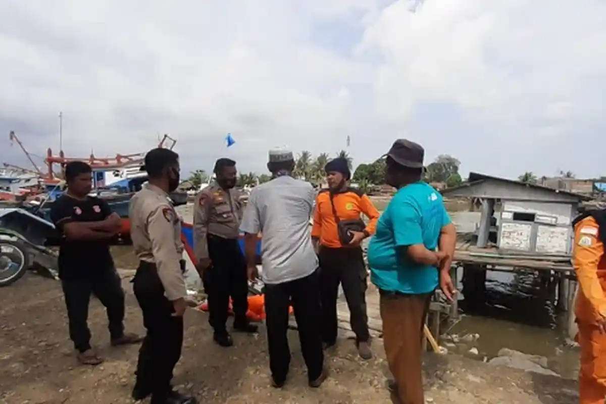 Tali Tersentak Saat Kapal Ditarik, ABK Jatuh ke Laut dan Hilang, Pencarian Terhalang Cuaca Ekstrim