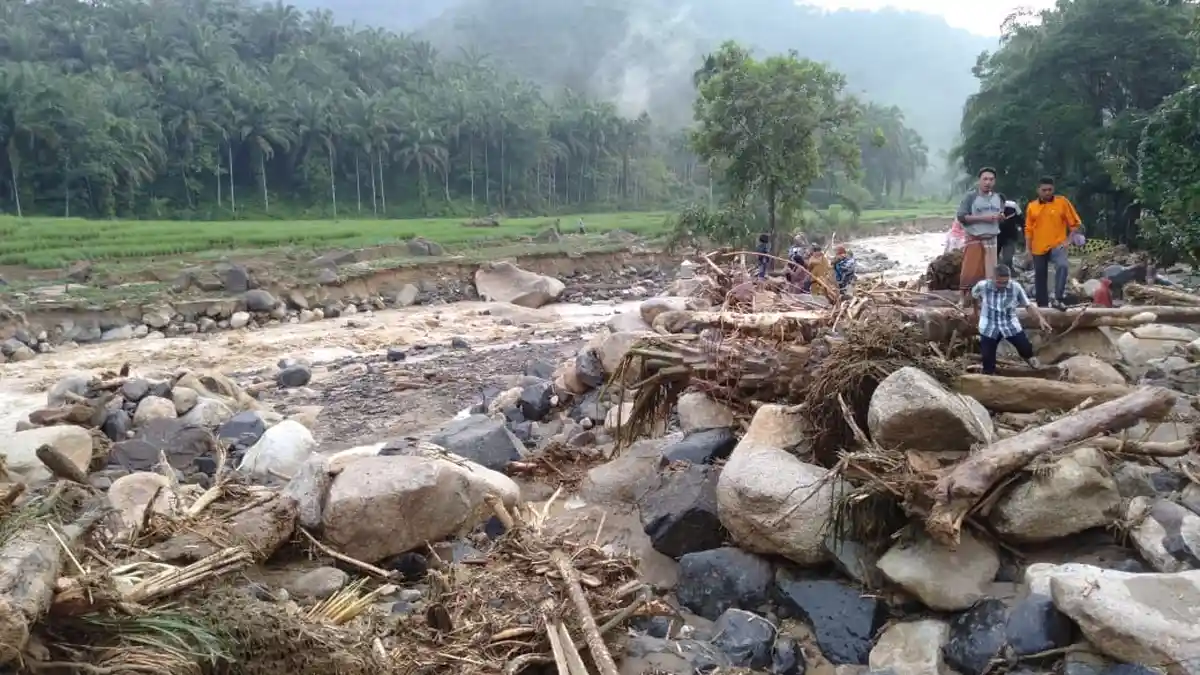 Banjir Bandang Labura, 39 Rumah Rusak dan Hanyut, 5 Orang Dinyatakan Hilang