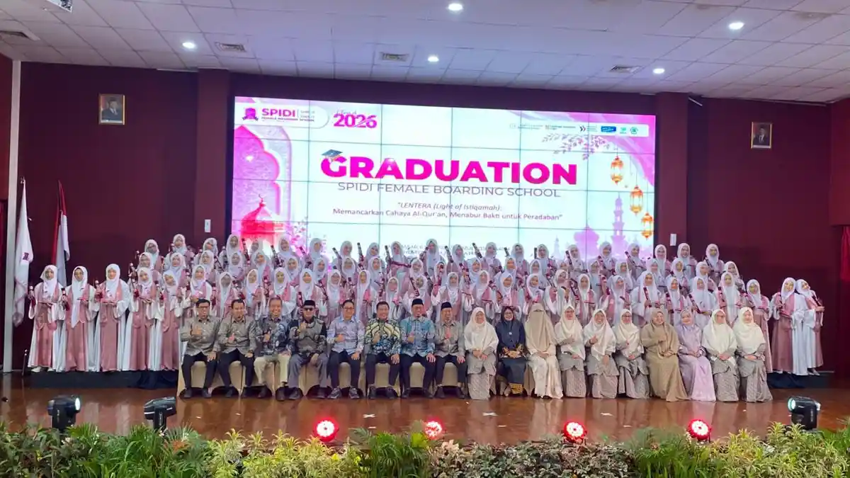 Haru Wisuda SPIDI, Puluhan Siswi Tembus Kampus Top dan Siap Kuliah Luar Negeri