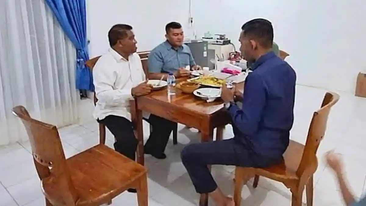 Idul Fitri 2024, Penjabat Bupati Rote Ndao Selamatan di Rumdis Dandim dan Danlanal
