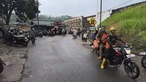 tim-sar-pulang-pencarian-lansia-loncat-di-jembatan-cirahong-dihentikan-sementara-1.jpg