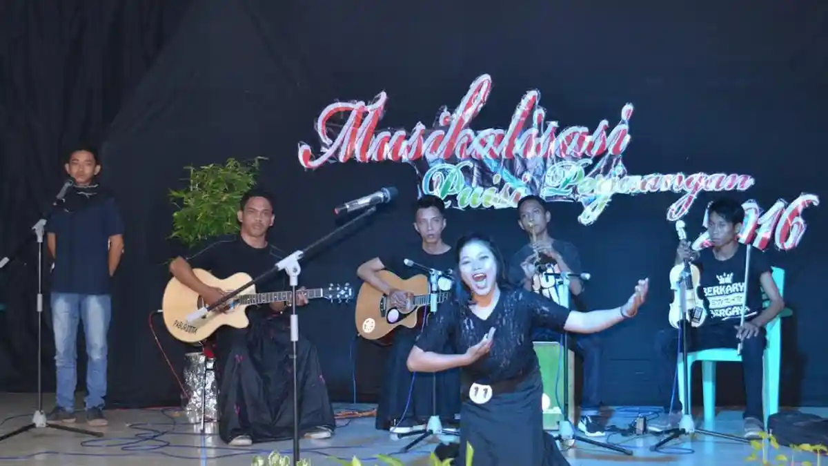 Korem 141 Toddopuli Bone Kontes Musikalisasi Puisi, Semarakkan HUT 71 RI - kontes-hut_20160815_085544.jpg