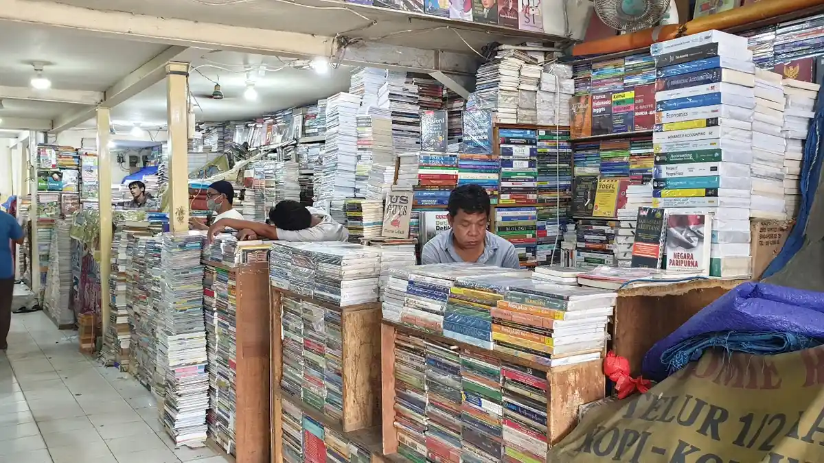 Menengok Sisa Kejayaan Pasar Buku Kwitang yang Mulai Ditinggalkan Pembeli