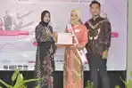 Mahasiswa-Poltek-Harber-Raih-Juara-Miss-Hijab-Jawa-Tengah-2024hfg4351234.jpg