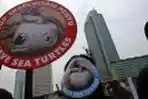 Unjuk Rasa Selamatkan Penyu