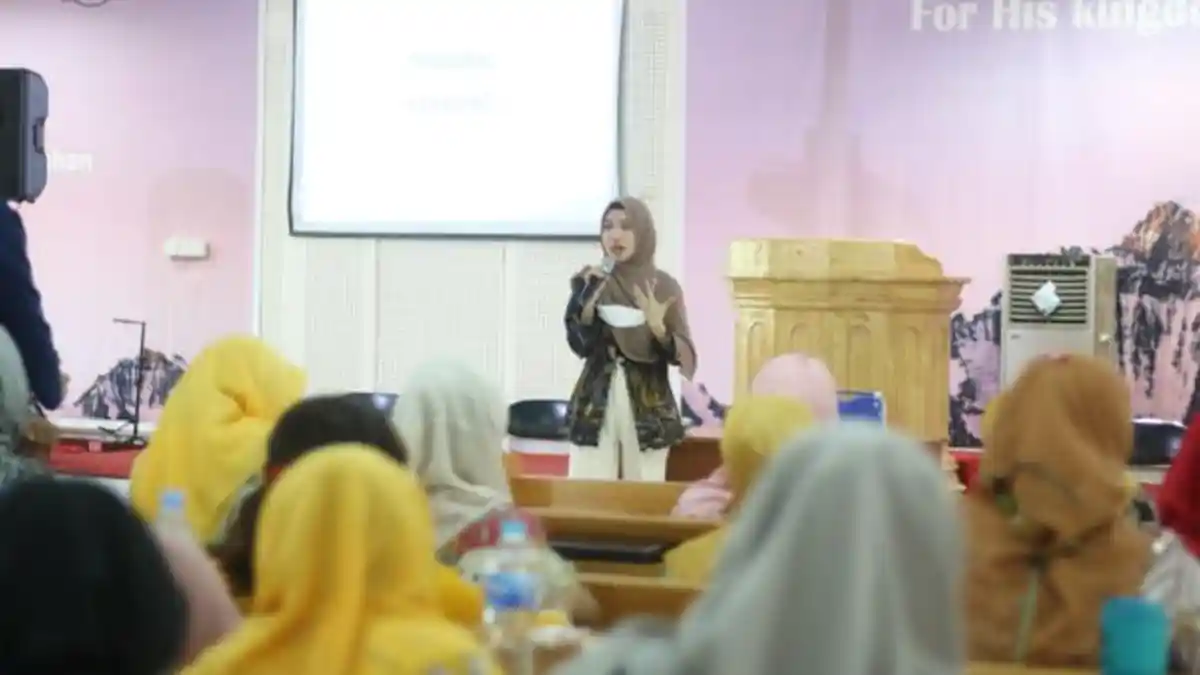 Tim PKM USM Berikan Pelatihan Personal Branding Bagi Guru Paud