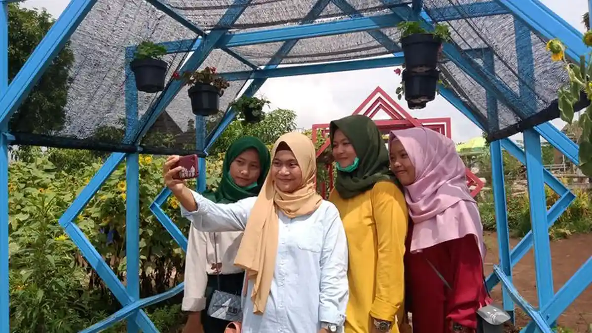 Liburan Sekolah Tak Perlu Mahal di Indramayu, Ada yang Bernuansa Bali & Paris, Tiket Cuma Rp 3 Ribu