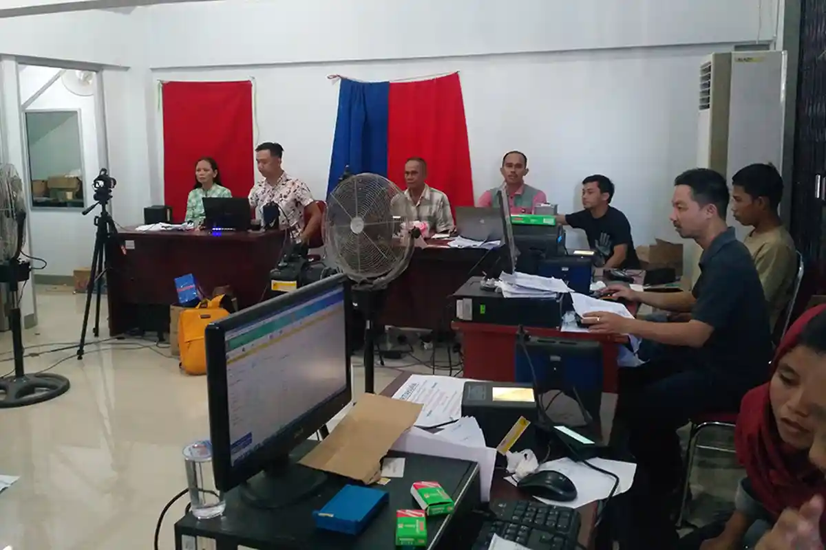 Warga Kecewa Pelayanan e-KTP, Ini Penjelasan Disdukcapil Kalbar