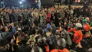 Panglima-Divisi-Infanteri-2-Kostrad-Mayjen-TNI-Susilo-demo.jpg
