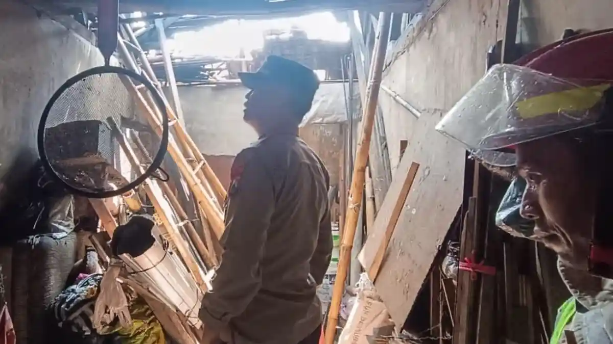 Lagi Merebus Air, Dapur Rumah Warga di Malang ini Terbakar, si Pemilik Luka Ringan