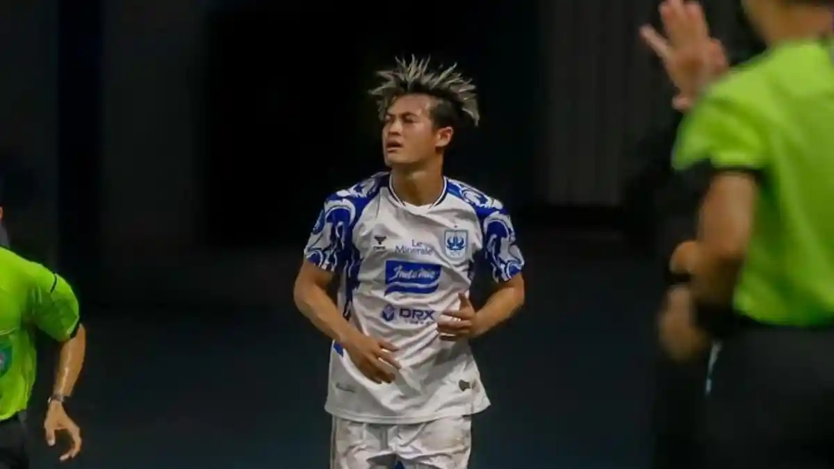 Kerasnya PSIS Vs Arema, Mahesa Jenar Bernasib Buruk, Adi Satryo sampai Susah Jalan, Dewangga Pingsan