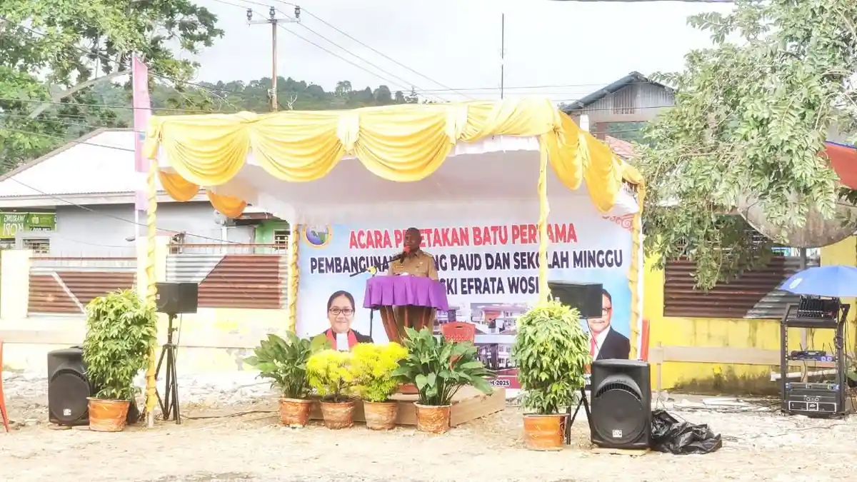 Dominggus Mandacan: PAUD Punya Peran Krusial Bentuk Karakter dan Kemampuan Dasar Anak