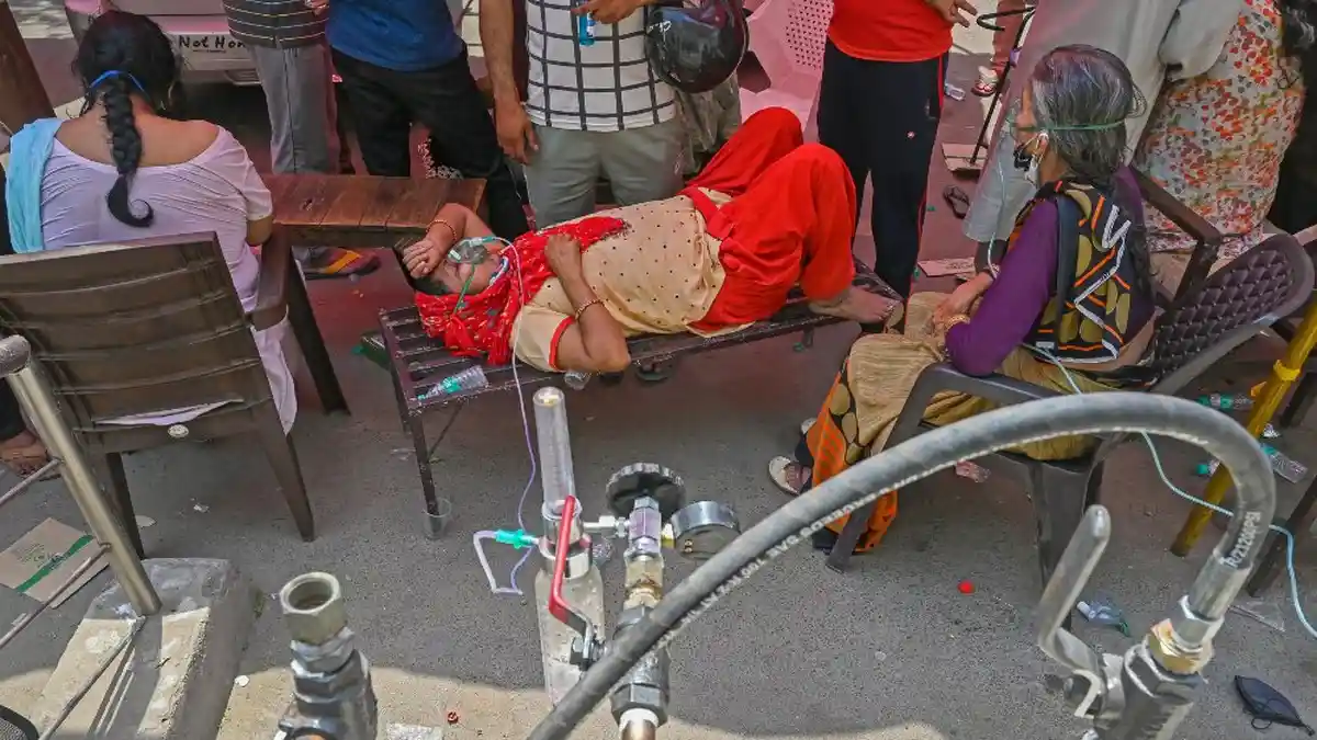 Pasien Covid-19 di India Berobat ke Dukun, Diberi Tanda Cap untuk Mengusir Setan Pembawa Virus