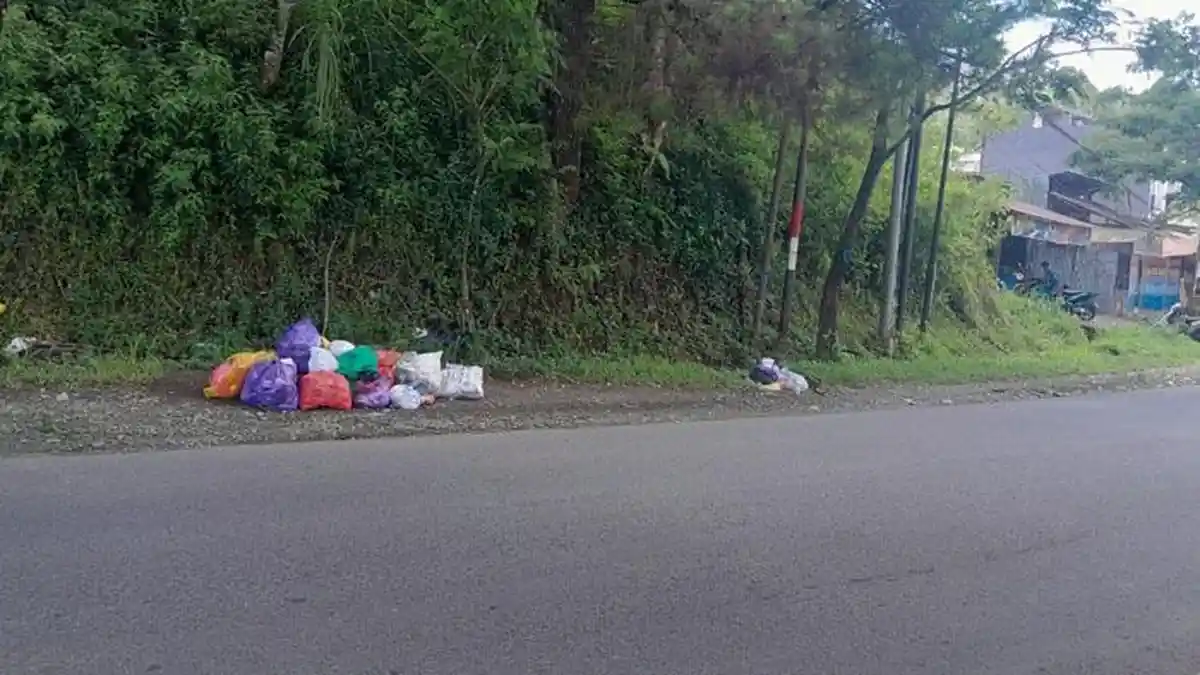 Sampah Warga Rantepao Tak Terangkut, Wabup Toraja Utara Sebut Nama Bupati