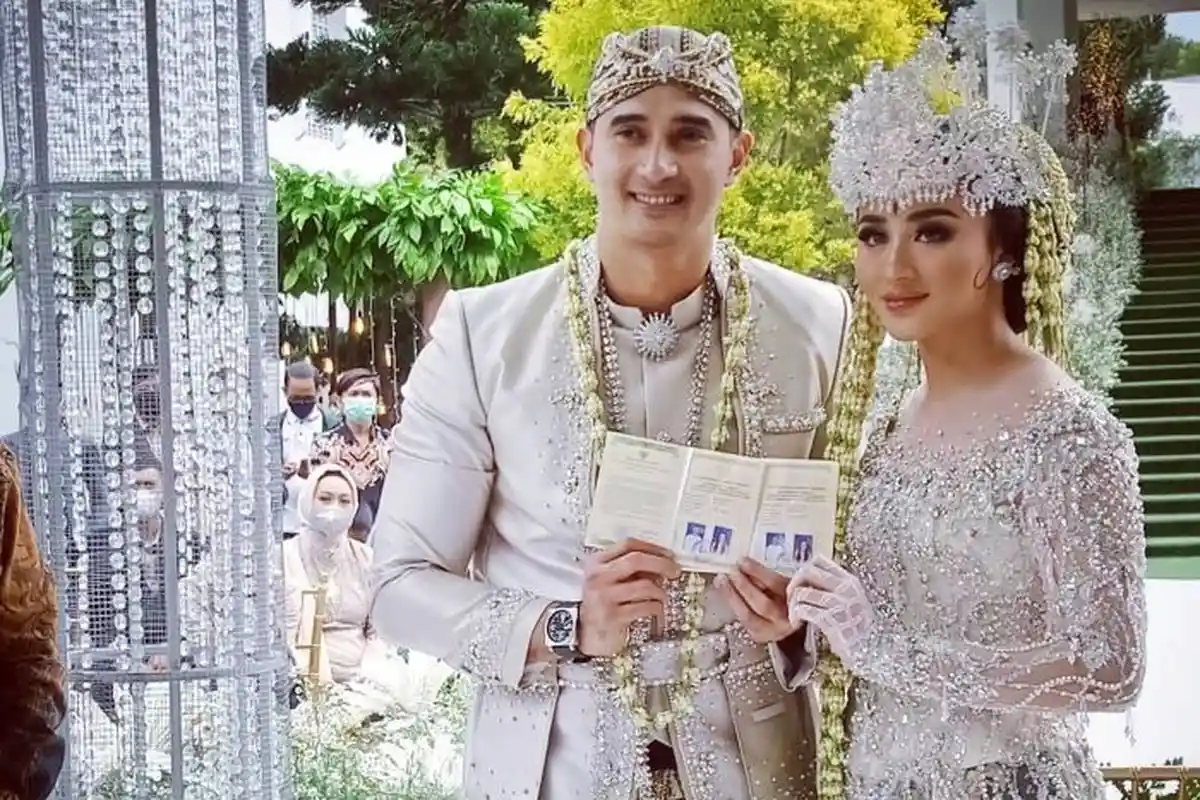 Selamat! Margin Wieheerm Hamil, Umumkan Kehamilannya di Medsos, Dinikahi Ali Syakieb 6 Februari 2021