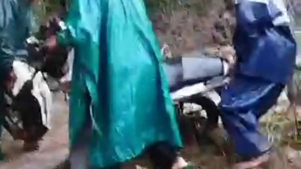 Innalillahi, Pengendara Pasutri Tewas Terbawa Longsor di Kalikajar Wonosobo