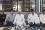 Cawabup-Gresik-dr-Asluchul-Alif-berkunjung-ke-Ponpes-Langitan-Tuban.jpg