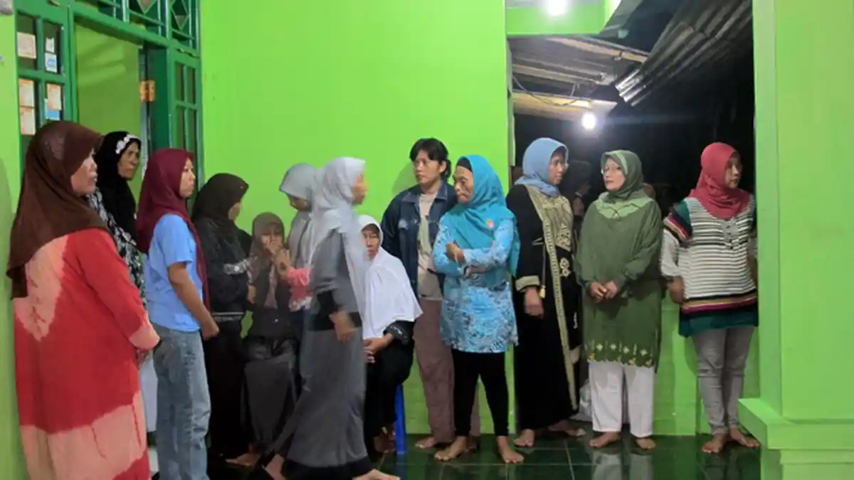 Istri Masinis KRL: Mas Darman Aku Mau Ikut