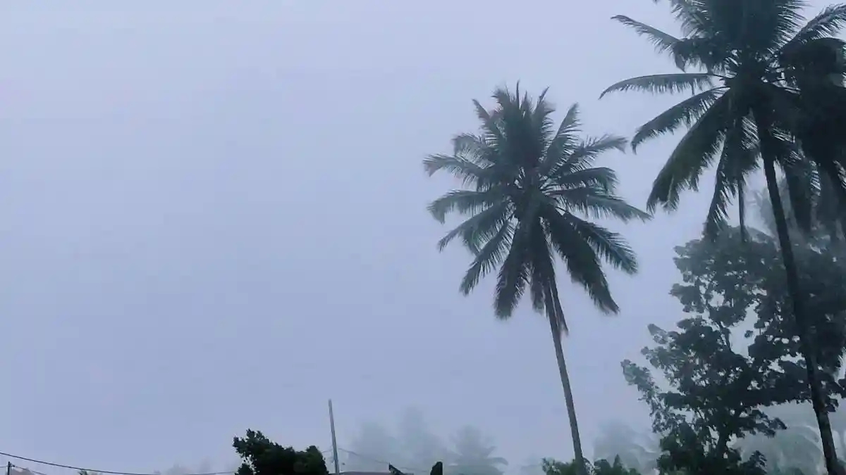 Peringatan Dini Hari Ini Sabtu 4 April 2026, Info BMKG Waspada Hujan Sangat Lebat dan Angin Kencang