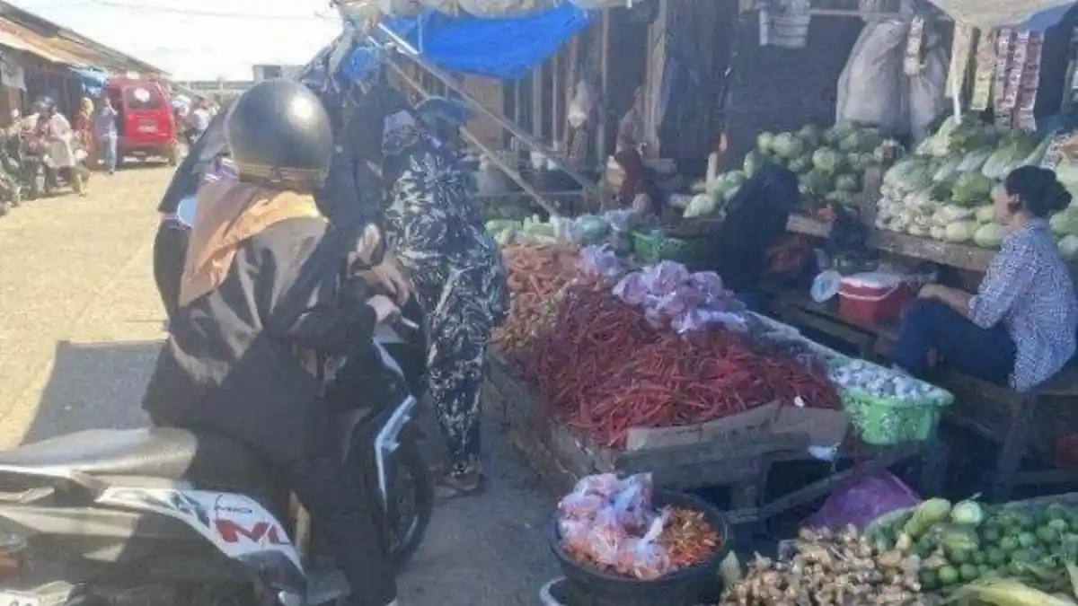 Daftar Harga Sembako di Sinjai Jelang Nataru: Bawang Rp40 Ribu, Daging Sapi Rp120 Ribu