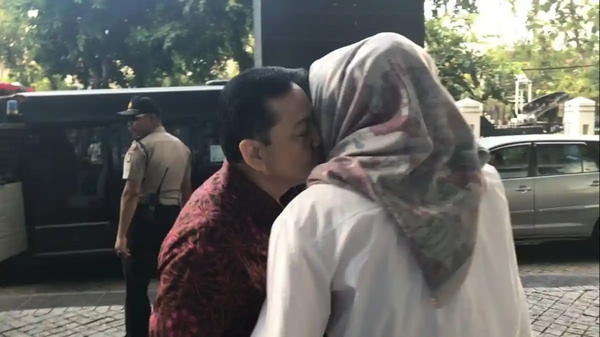 Setnov dan Istri Jadi Saksi, Fredrich Bebas dari Teguran 