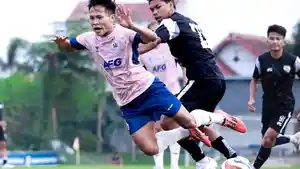 Persik-Kediri-saat-menggelar-latihan-bersama-Gresik-United.jpg