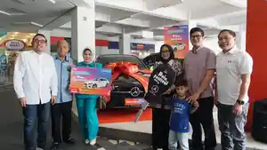 Pelanggan-Asal-Medan-Bawa-Pulang-Mobil-Mewah-dari-Telkomsel.jpg