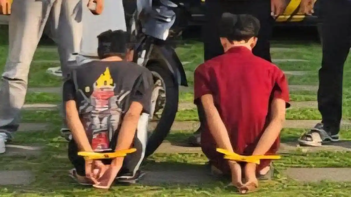 Siasat Ubah Warna Motor Curian Sia-sia, 2 Maling Motor Tetap Dibekuk Polsek Gresik