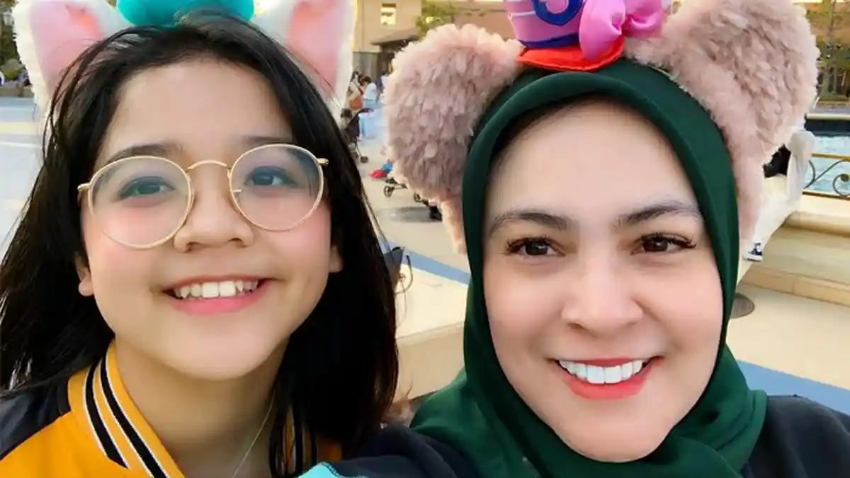 Terlihat Semakin Dewasa, Cantiknya Cinta Kuya dengan Model Rambut Terbarunya