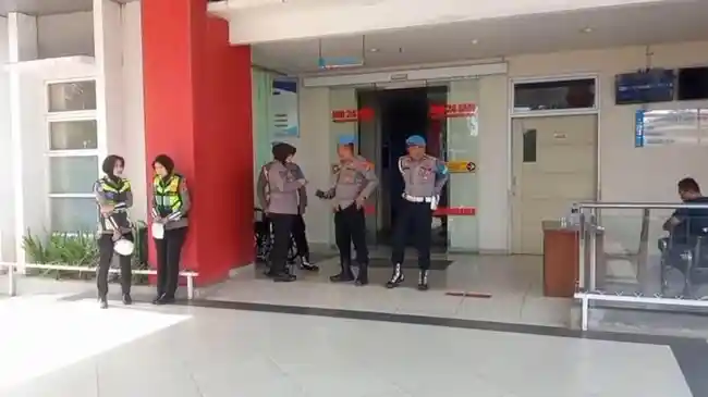 Baku Tembak di Lampung Utara: Buron Narkoba Tewas dan Tiga Polisi Terluka