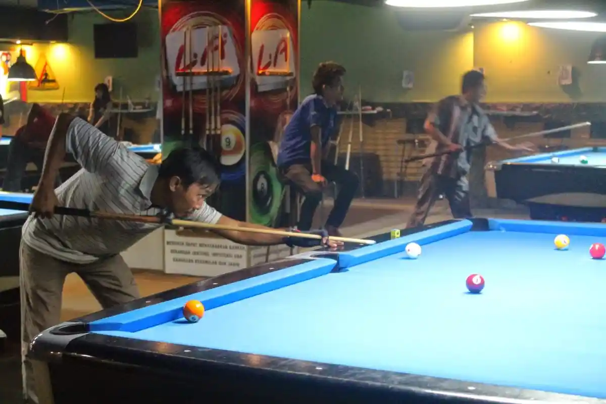 Berawal dari Hobi, ASN di Tanjabtim Ini Sukses Menjadi Andalan Cabor Biliar