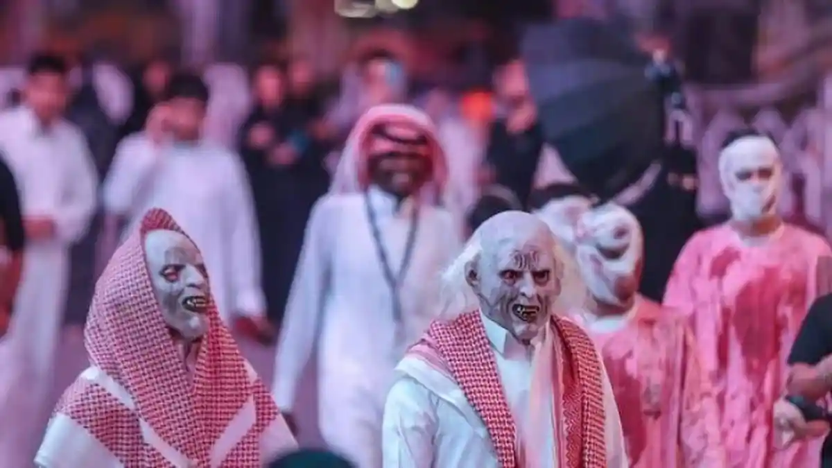 KETIKA Arab Saudi Rayakan Halloween 2022 dan Larang Maulid Nabi Muhammad